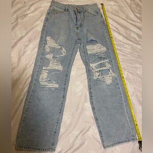 Cute ripped jeans Jeans!! Petite M